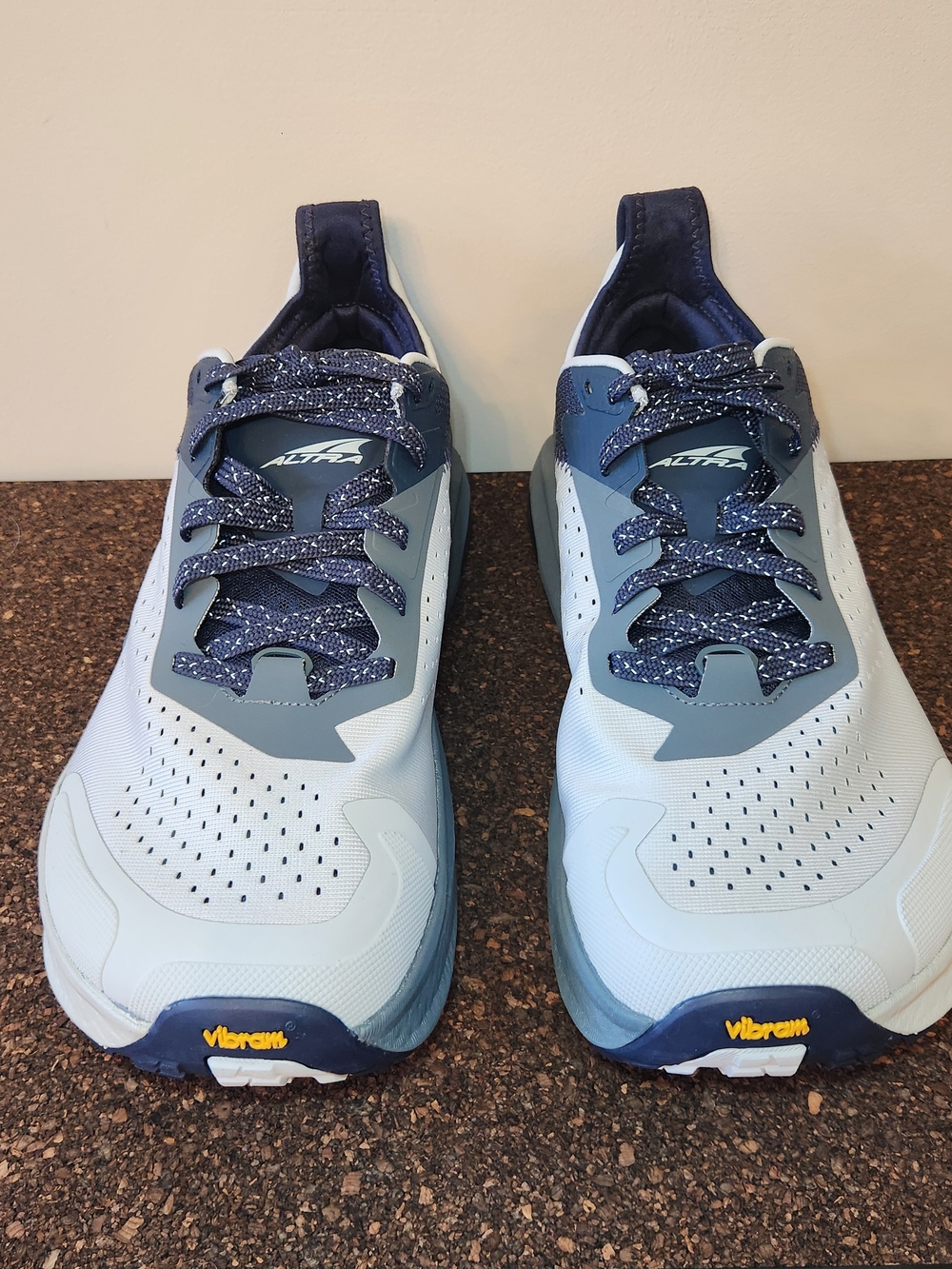 Altra Olympus 6 Trail Running Shoes Mens Size 13 Like New - Picture 7 of 12